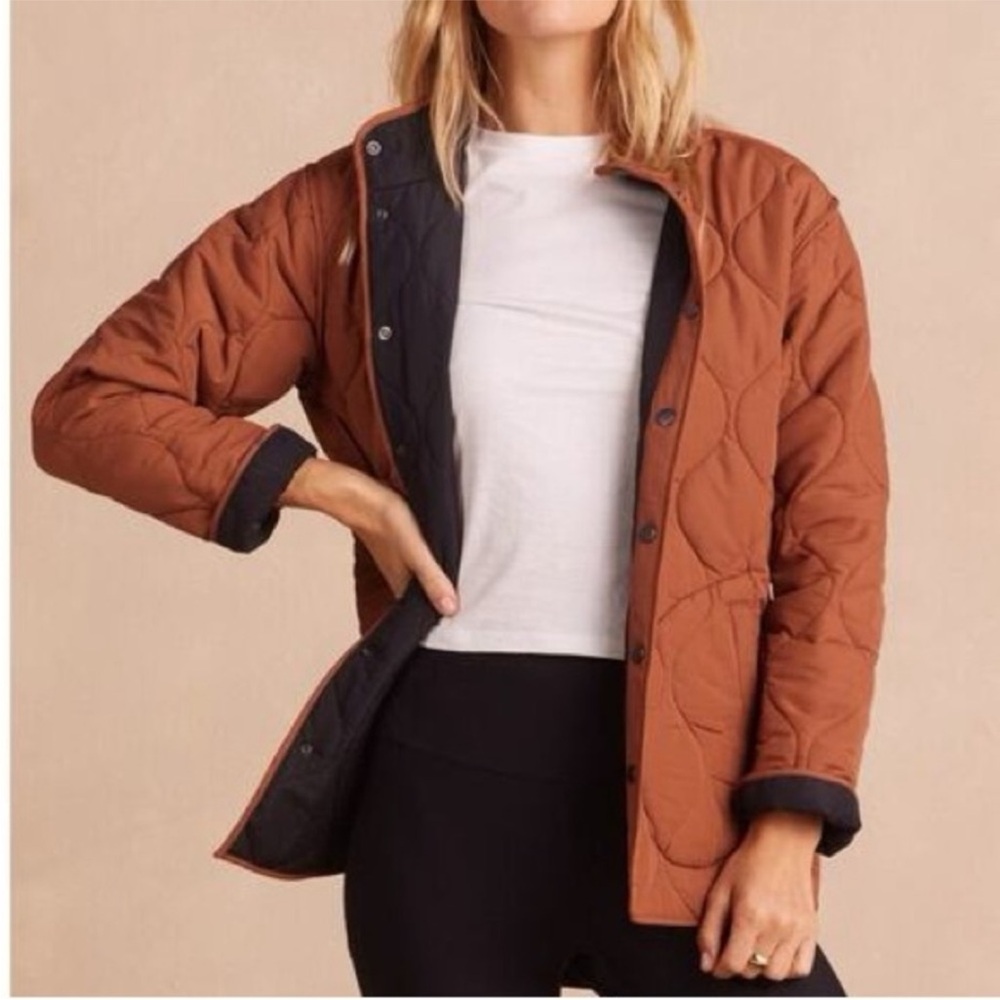 Summersalt reversible Black and Brown Quilted Jacket - Picture 2 of 5
